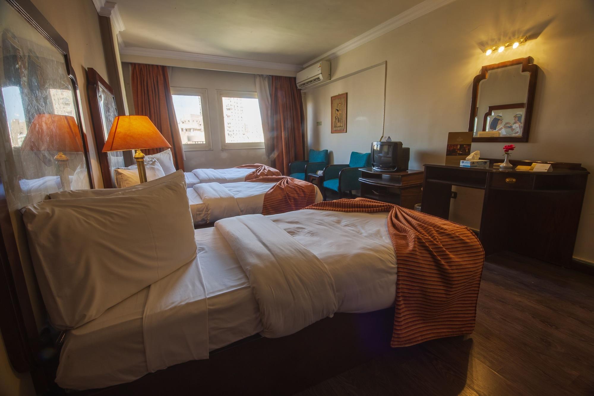 Zayed Hotel Giza ภายนอก รูปภาพ