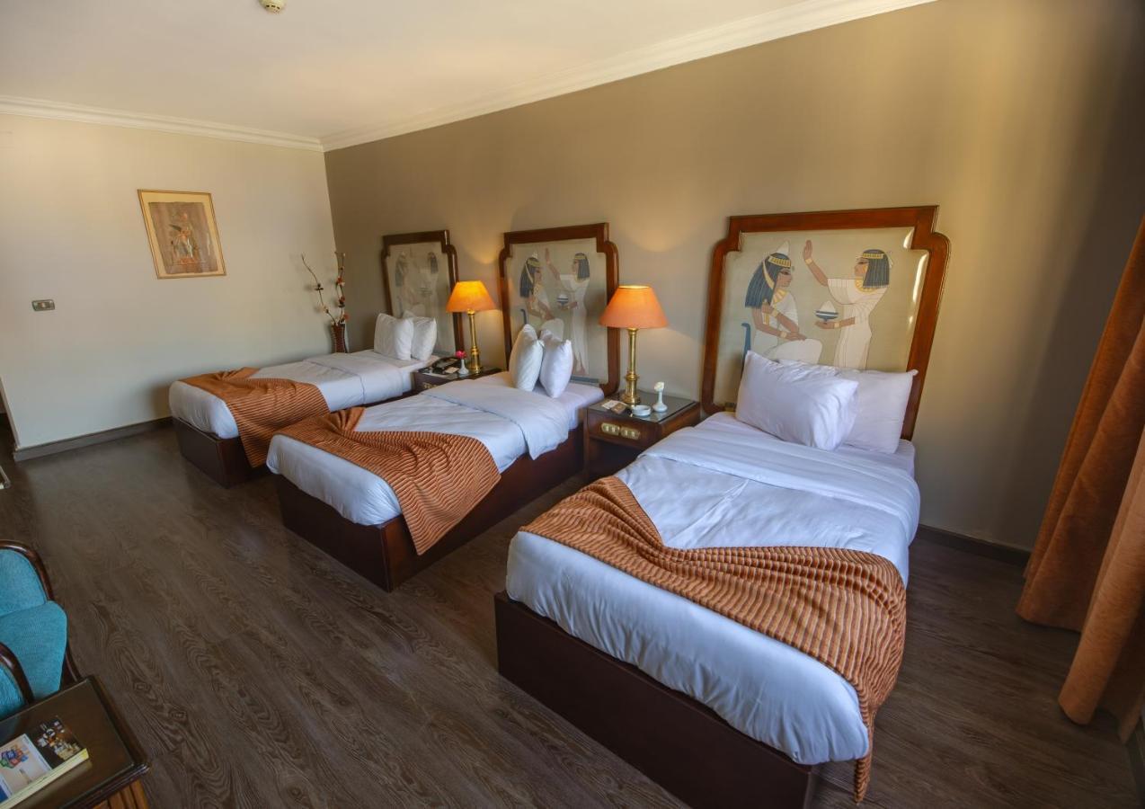 Zayed Hotel Giza ภายนอก รูปภาพ